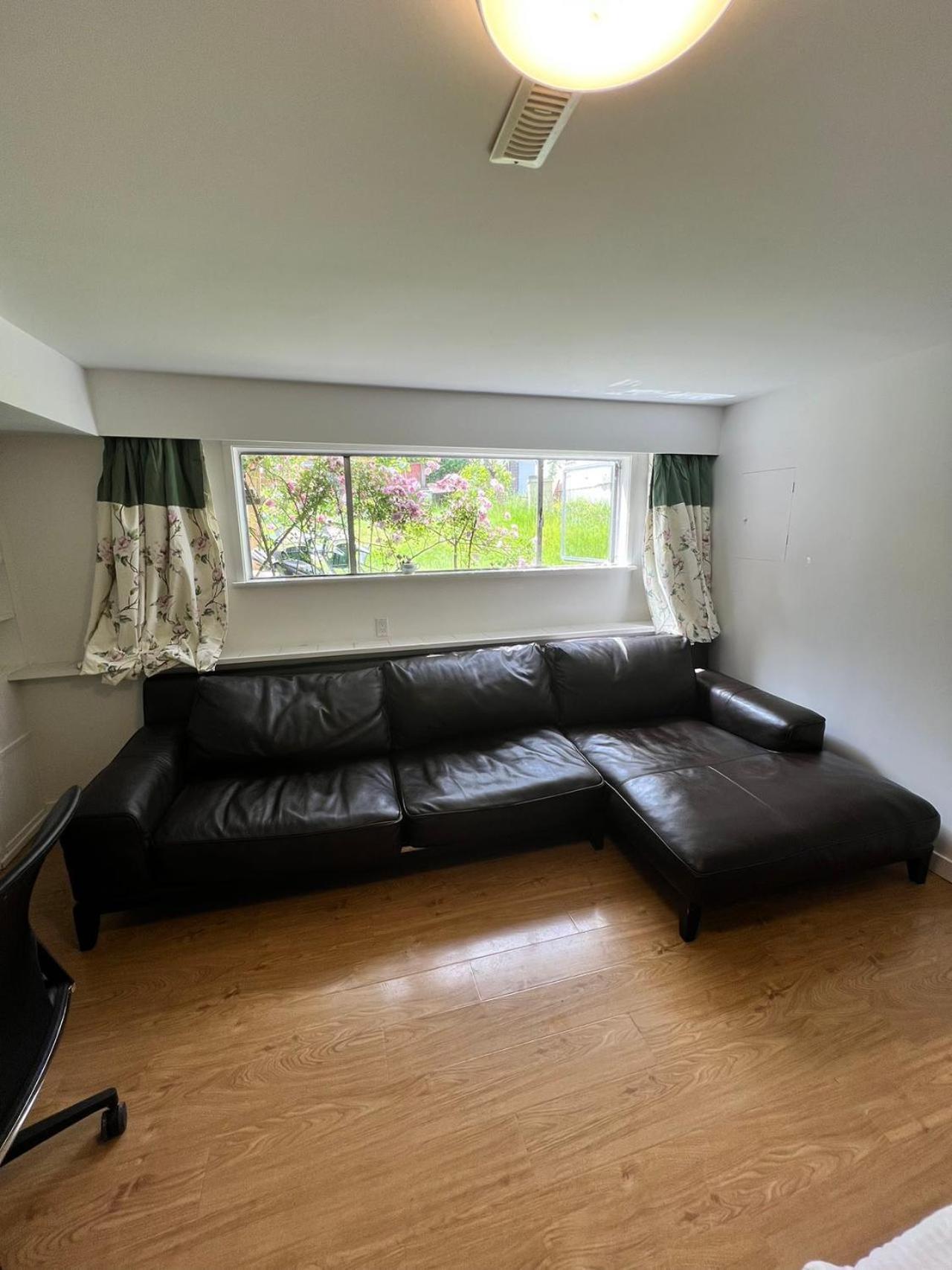 Green House In Vancouver West エクステリア 写真